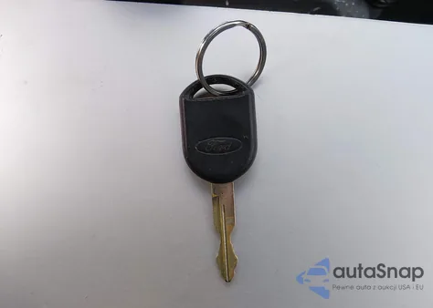 2005 Ford Freestyle Se from USA, damaged, VIN 1FMZK01155GA74064